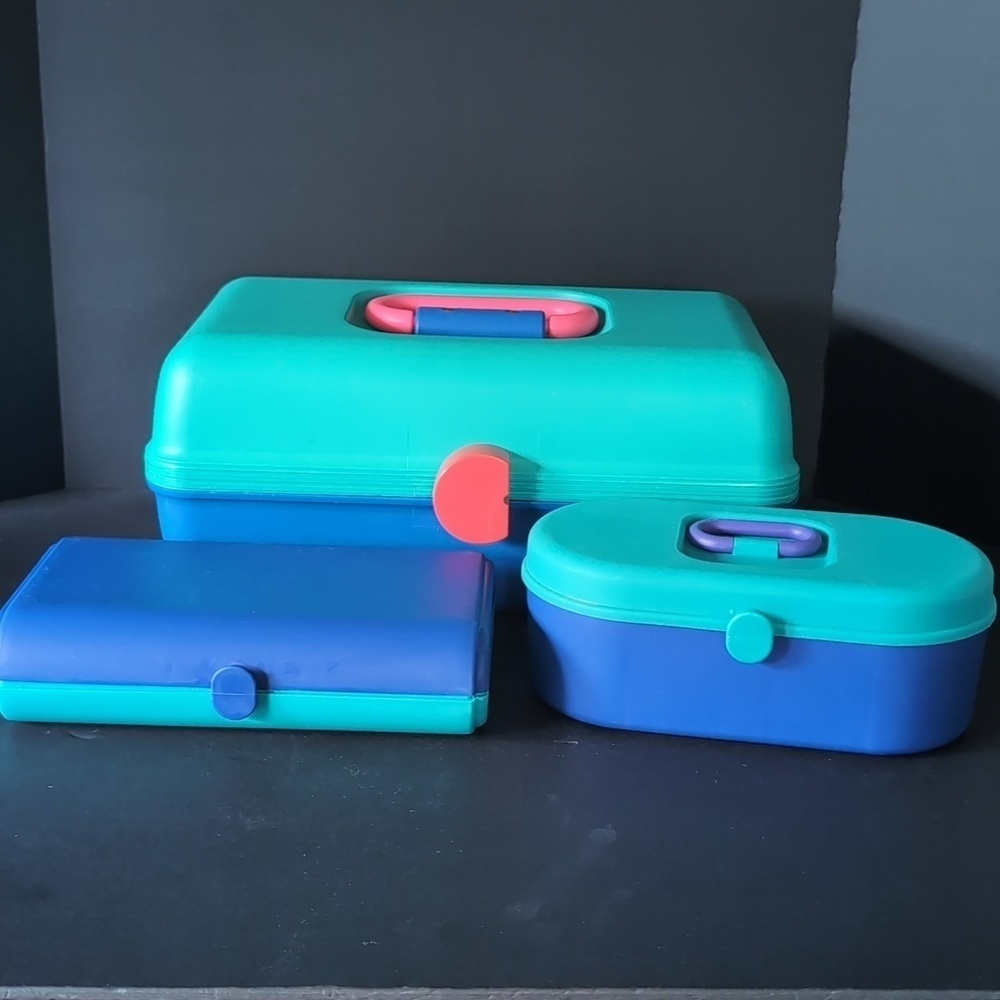 VGT 1980s Caboodles Lot Of 3 Blue/Green Travel Makeup Cases.
